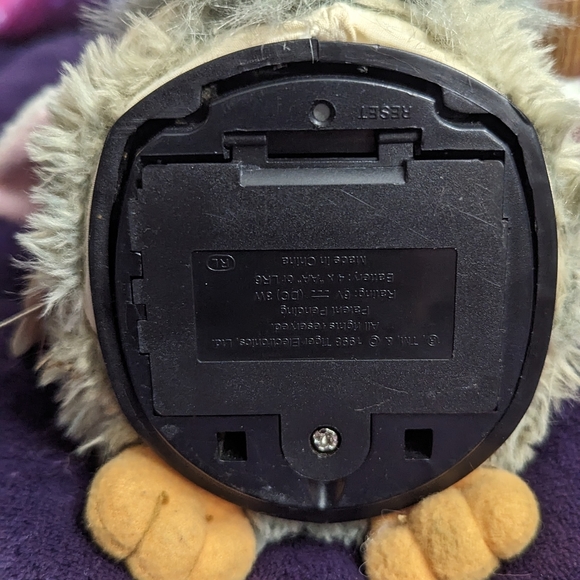 Vintage 1998 Tiger Electronics Grey Furby with tag - Picture 7 of 8